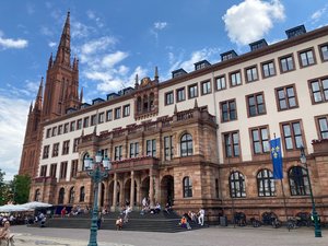 Neues Rathaus in Wiesbaden.