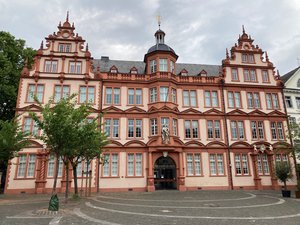 Renaissancebau "Zum Römischen Kaiser", heute das Gutenberg Museum in Mainz