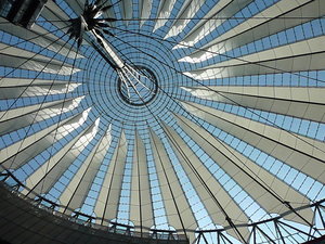 Dach vom Sony-Center in Berlin